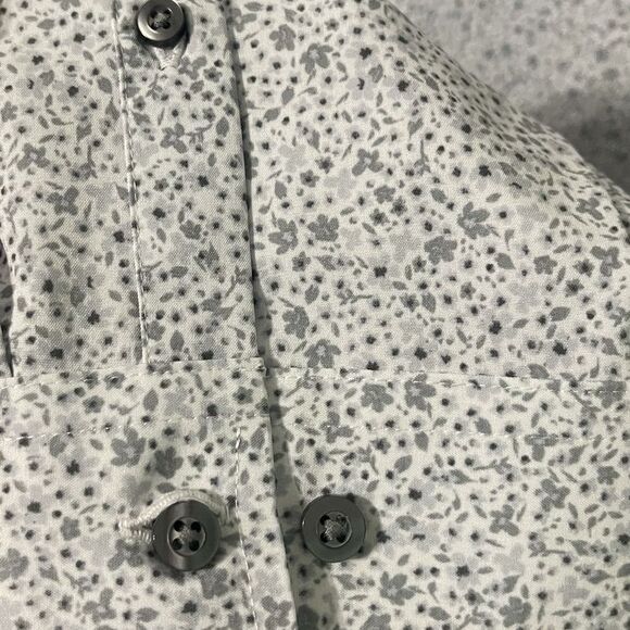 Grey floral button up - Picture 3 of 7